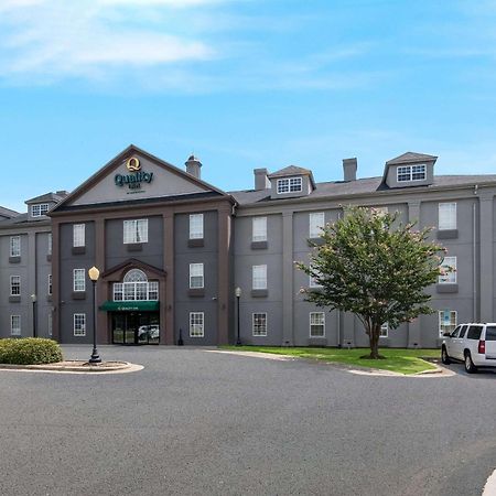 Quality Inn Goldsboro Exterior foto