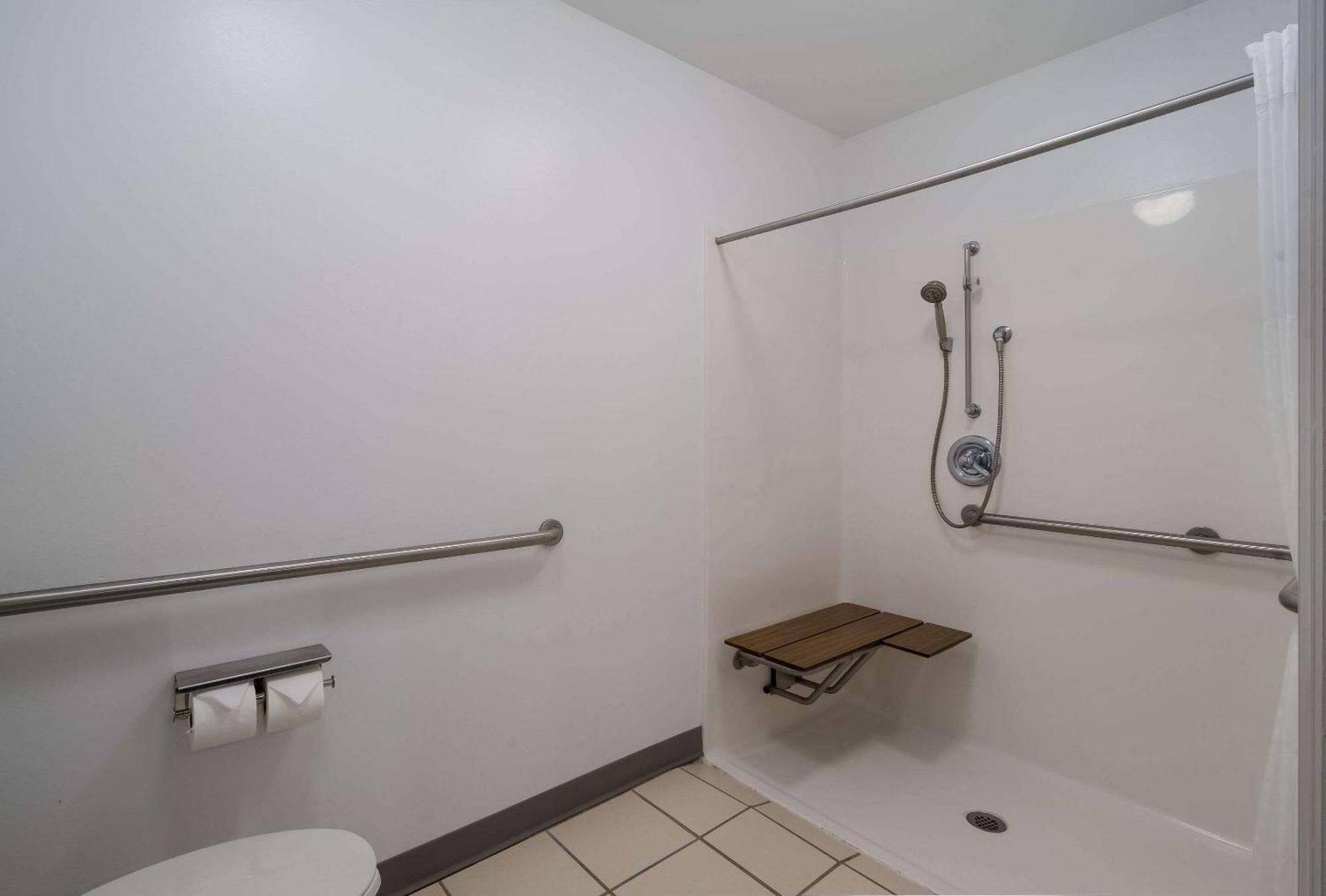 Quality Inn Goldsboro Exterior foto