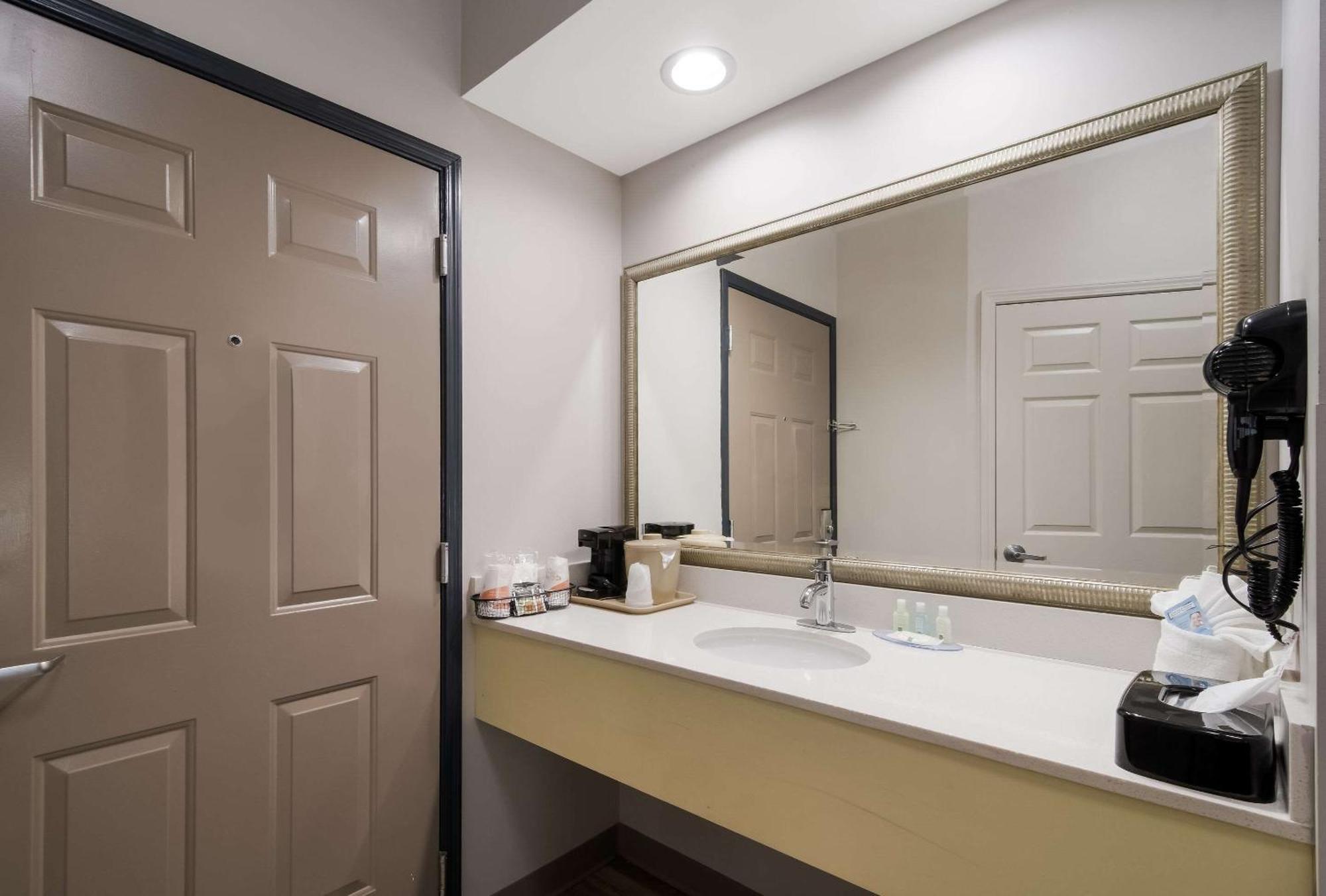 Quality Inn Goldsboro Exterior foto