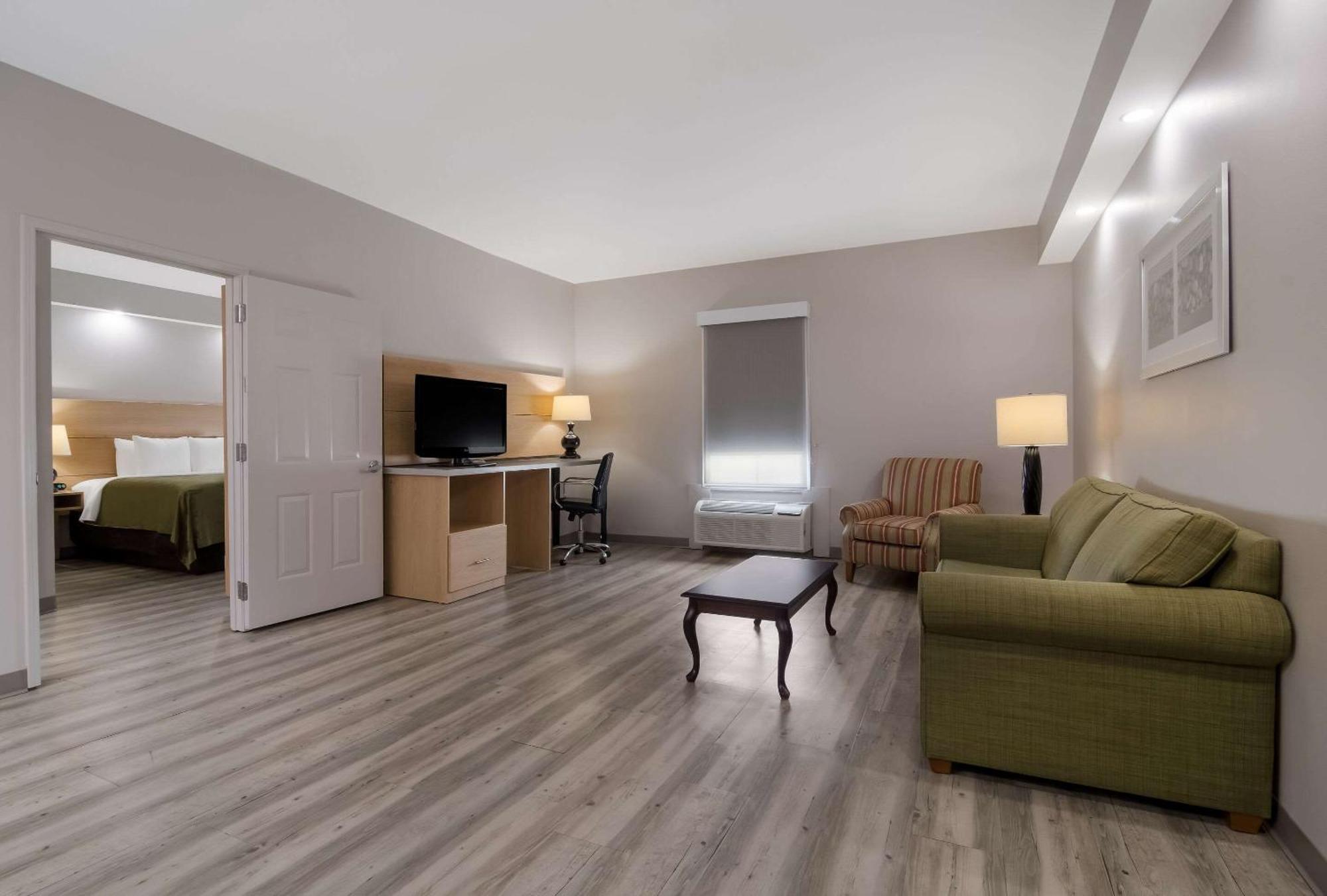 Quality Inn Goldsboro Exterior foto